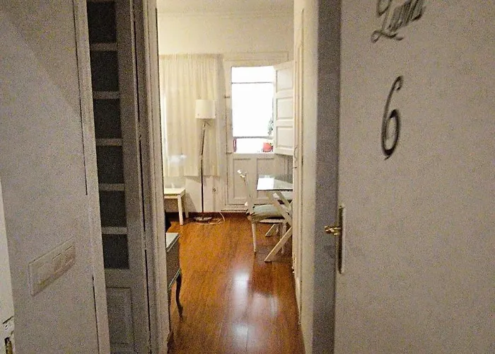 7 Moons Alojamento de Acomodação e Pequeno-almoço Valência