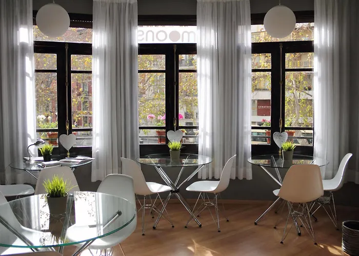 Alojamento de Acomodação e Pequeno-almoço 7 Moons