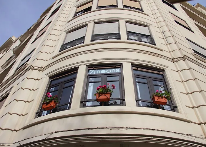 7 Moons 2* Valência