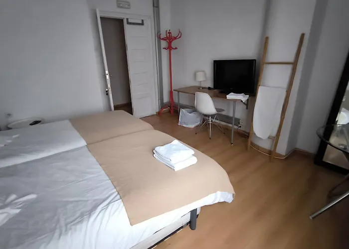 7 Moons B&B