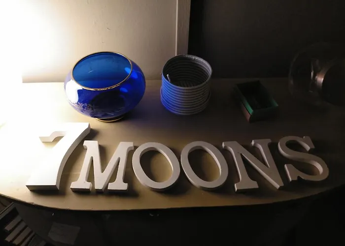 7 Moons Valência