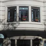 Panzió 7 Moons 2*