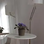 7 Moons 2* Valencia