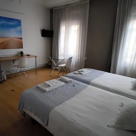 7 Moons ולנסיה