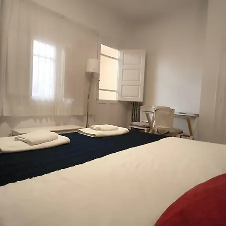 Bed & Breakfast 7 Moons B&B Valencia