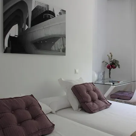 7 Moons לינה וארוחת בוקר