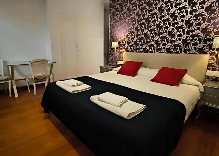 7 Moons Bed & Breakfast Valencia